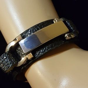 Unisex Black Engravable Plate Leather Brac…